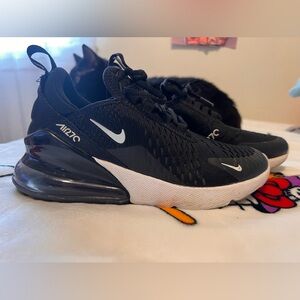 AirMax 270 big kids size 4.5 good condition
